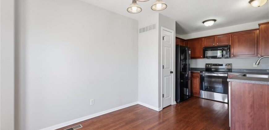 1827 NW 82nd Terrace, Kansas City, MO 64151