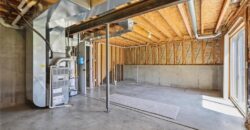 1827 NW 82nd Terrace, Kansas City, MO 64151