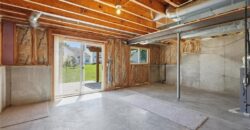 1827 NW 82nd Terrace, Kansas City, MO 64151