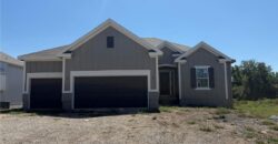 621 E 13th Street, Kearney, MO 64060