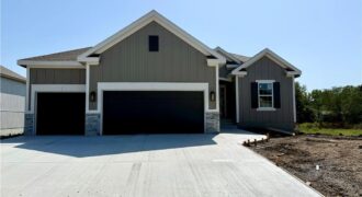 621 E 13th Street, Kearney, MO 64060