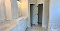 621 E 13th Street, Kearney, MO 64060