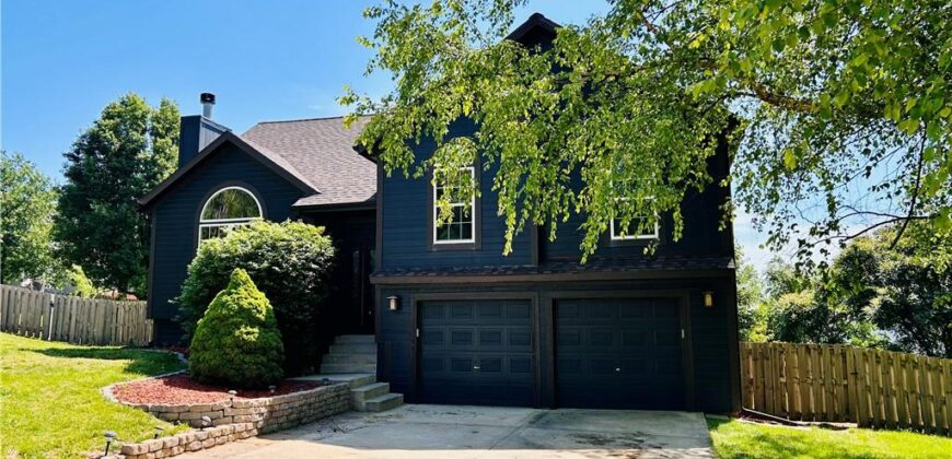 14503 Shamrock Way, Smithville, MO 64089