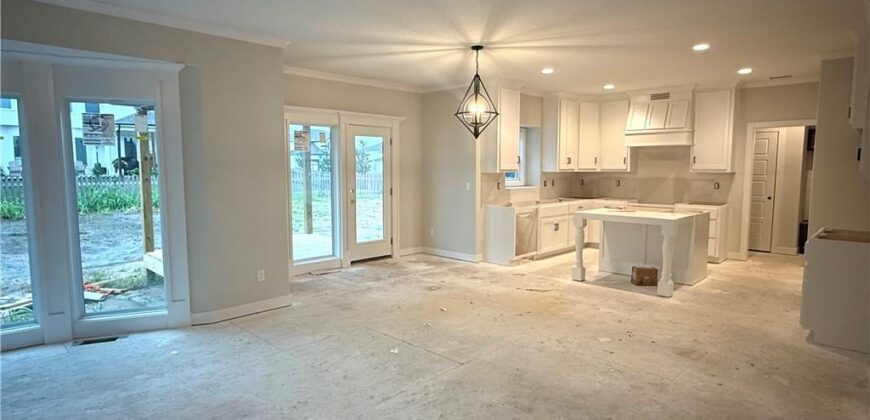 8977 NE 99th Street, Kansas City, MO 64157