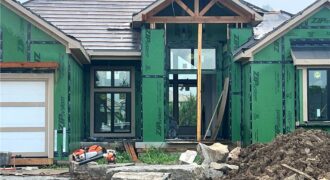 6323 NW 58th Street, Kansas City, MO 64151