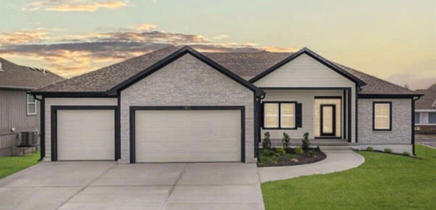 2211 Prairie Creek Drive, Kearney, MO 64060