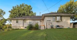 5909 N Broadway Street, Gladstone, MO 64118
