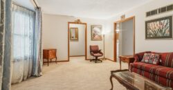 5909 N Broadway Street, Gladstone, MO 64118