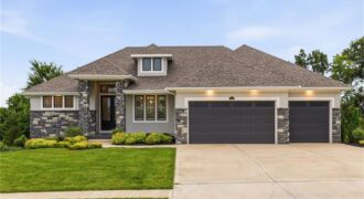 10139 N Kansas Court, Kansas City, MO 64155