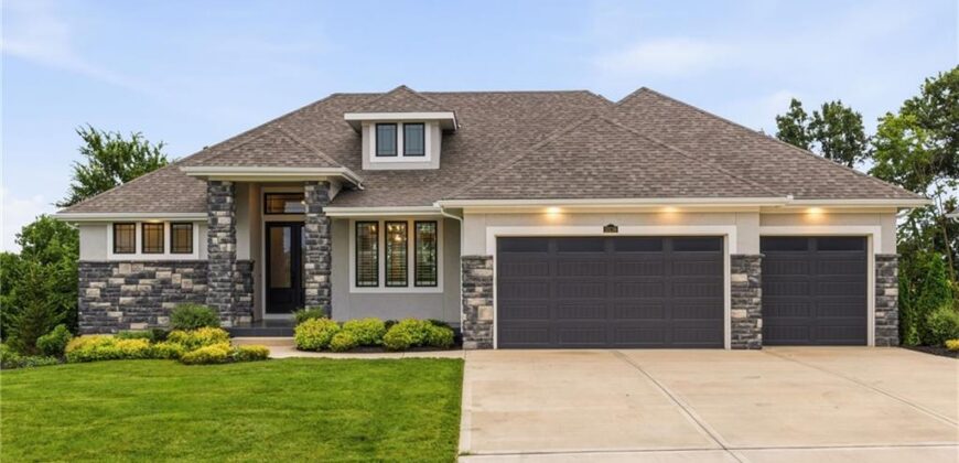 10139 N Kansas Court, Kansas City, MO 64155