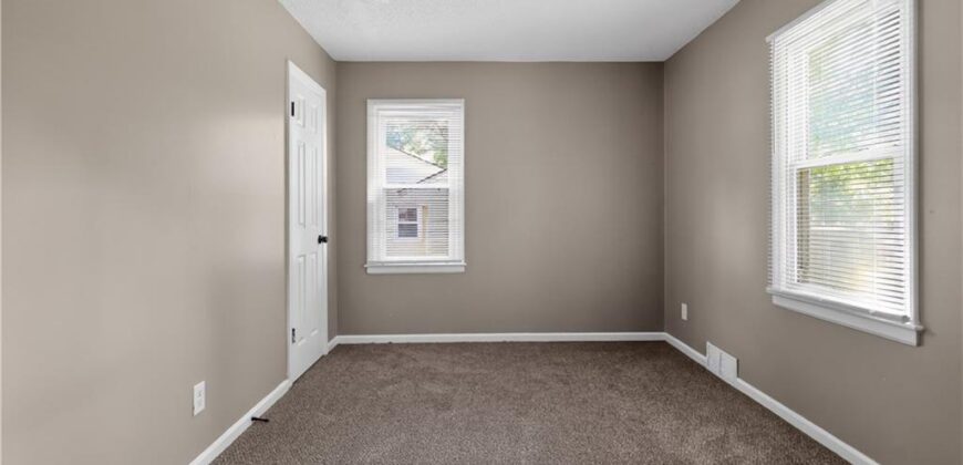 5318 N Garfield Avenue, Kansas City, MO 64118