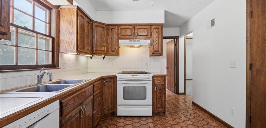 6718 Brink Street, Kansas City, MO 64152