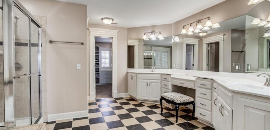 12670 Oak Harbor Drive, Platte City, MO 64079
