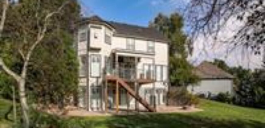 12670 Oak Harbor Drive, Platte City, MO 64079