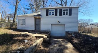 4405 N Oak Trafficway, Kansas City, MO 64116