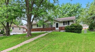 7420 N Main Street, Kansas City, MO 64118