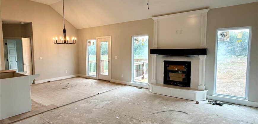 1110 Oak Ridge Street, Kearney, MO 64060