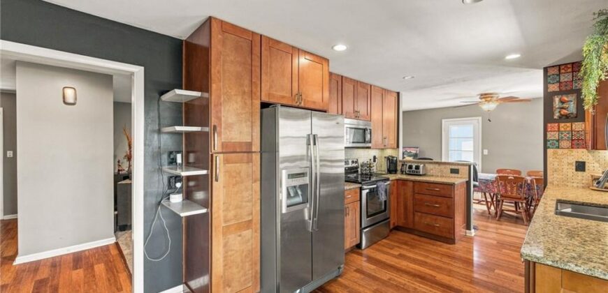 3706 N Grand Avenue, Kansas City, MO 64116