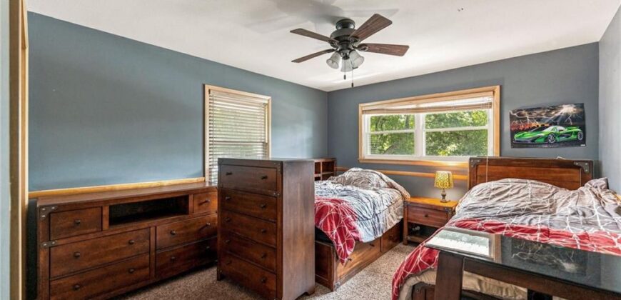 3706 N Grand Avenue, Kansas City, MO 64116