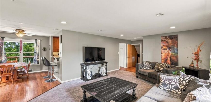 3706 N Grand Avenue, Kansas City, MO 64116
