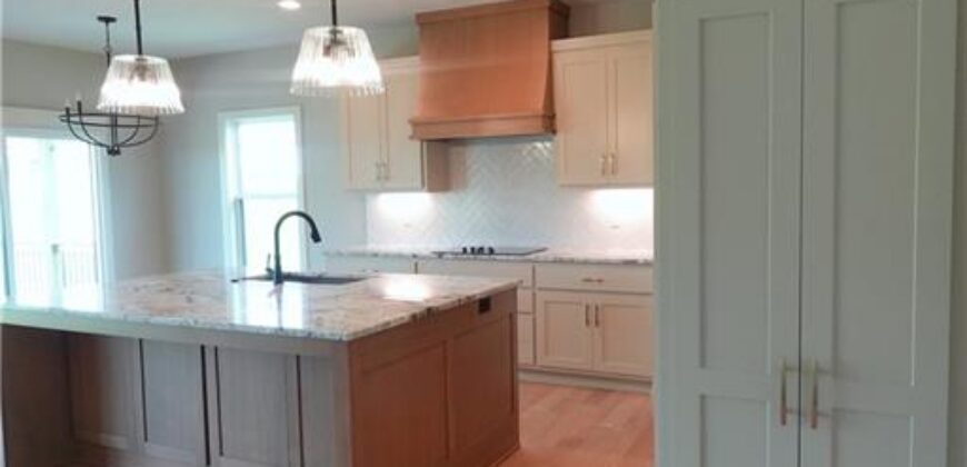 12720 NW Larkspur Lane, Platte City, MO 64079