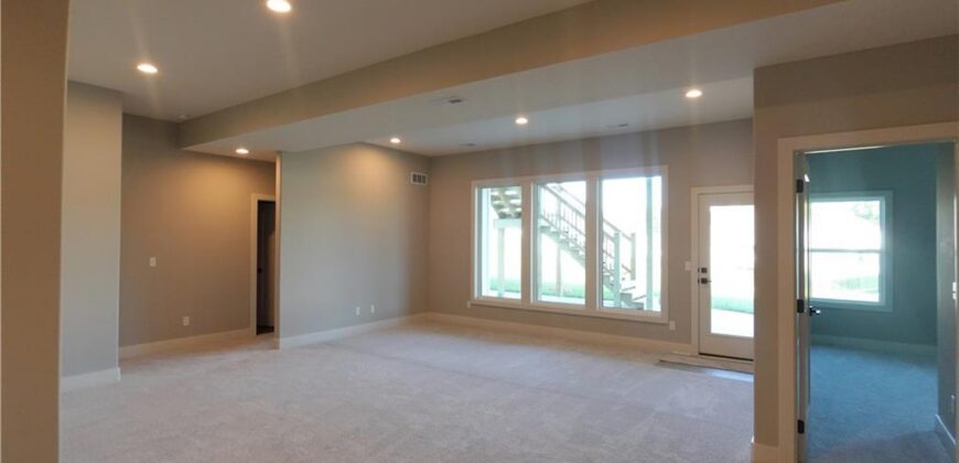 12725 N Champanel Way, Platte City, MO 64079