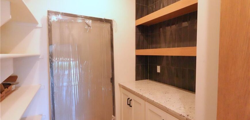 12735 N Champanel Way, Platte City, MO 64079