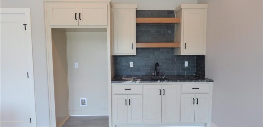 12735 N Champanel Way, Platte City, MO 64079