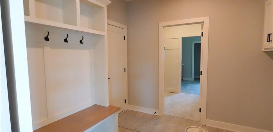 12745 N Champanel Way, Platte City, MO 64079