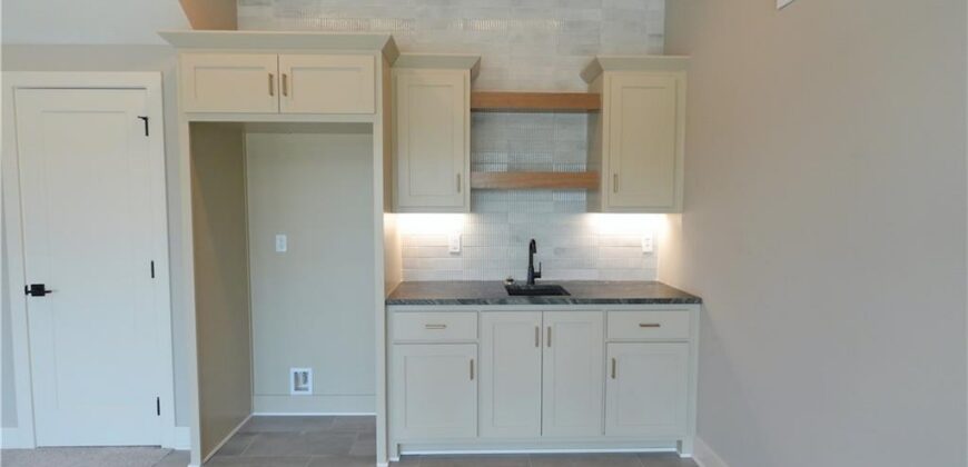 12745 N Champanel Way, Platte City, MO 64079