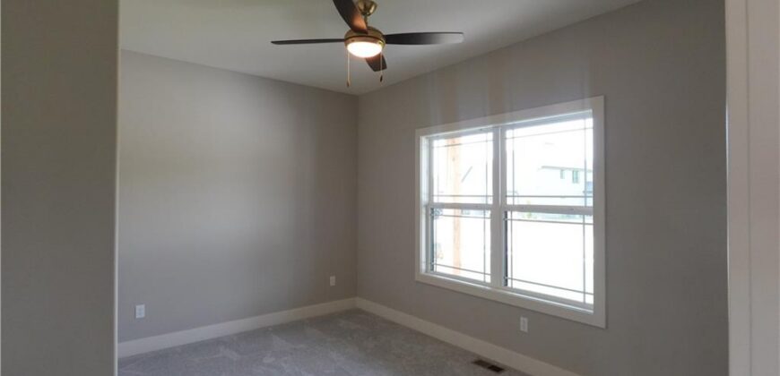 12745 N Champanel Way, Platte City, MO 64079
