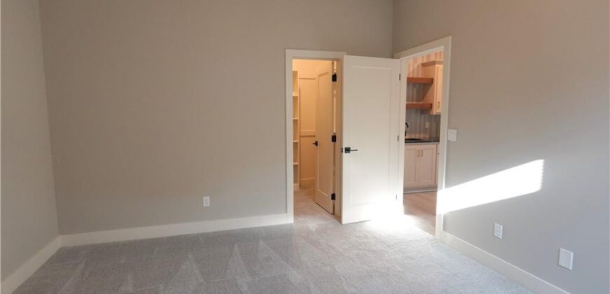12755 N Champanel Way, Platte City, MO 64079
