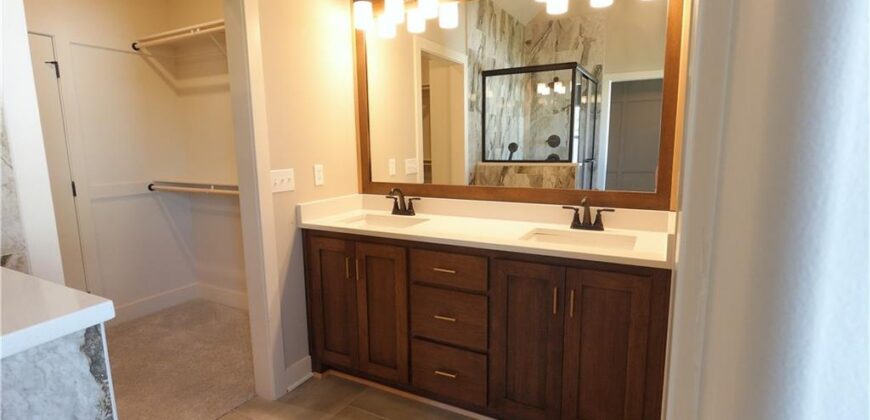 12755 N Champanel Way, Platte City, MO 64079