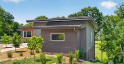 10600 Chateau Lane, Parkville, MO 64152