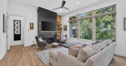 10600 Chateau Lane, Parkville, MO 64152