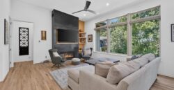 10600 Chateau Lane, Parkville, MO 64152