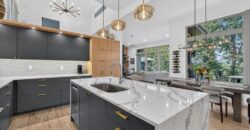 10600 Chateau Lane, Parkville, MO 64152