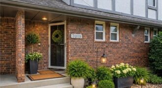 7019 N Fisk Court, Kansas City, MO 64151