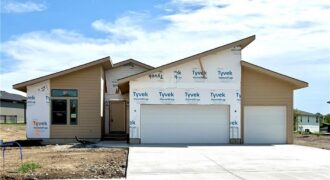 8413 NW 90th Terrace, Kansas City, MO 64153