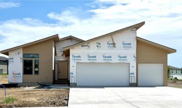 8413 NW 90th Terrace, Kansas City, MO 64153