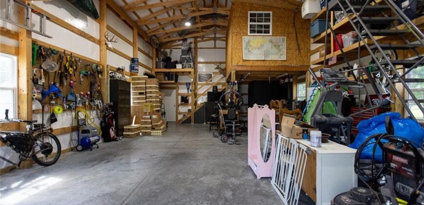 7513 W High Drive, Pleasant Valley, MO 64068