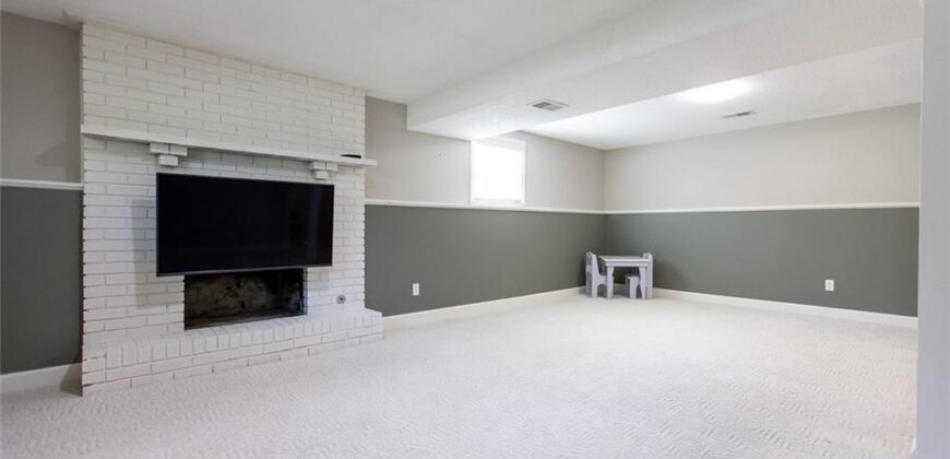 7513 W High Drive, Pleasant Valley, MO 64068