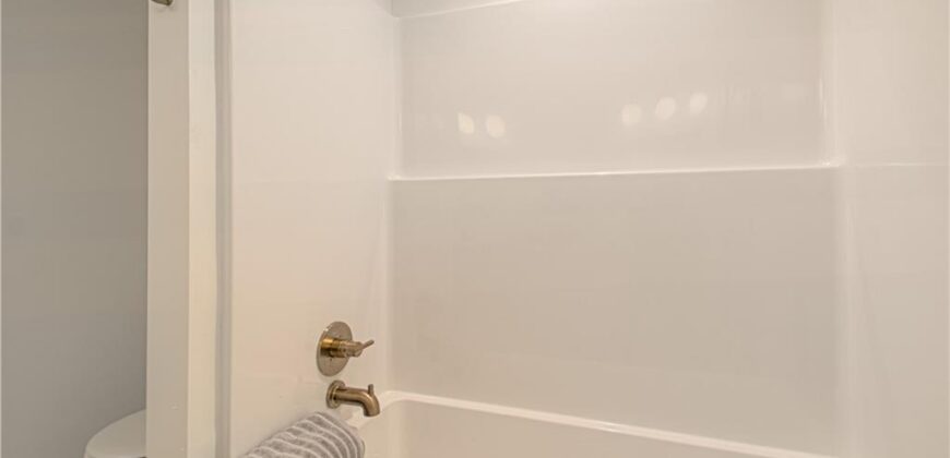 2308 Foxtail Drive, Kearney, MO 64060