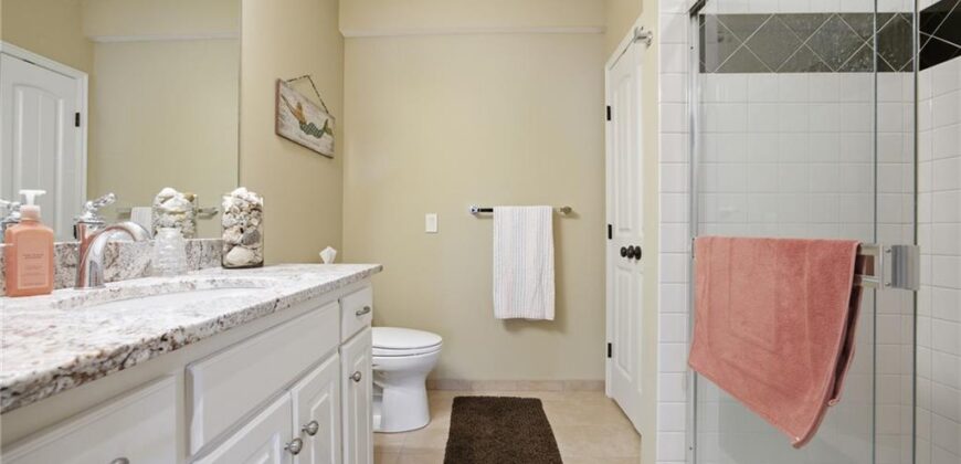 7810 NW Scenic Drive, Weatherby Lake, MO 64152
