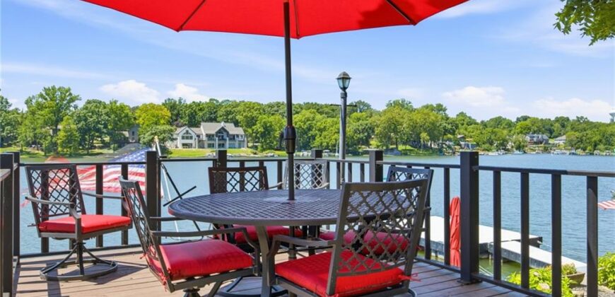 7810 NW Scenic Drive, Weatherby Lake, MO 64152