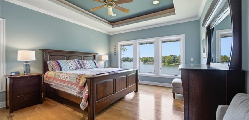 7810 NW Scenic Drive, Weatherby Lake, MO 64152