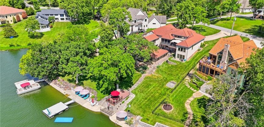 7810 NW Scenic Drive, Weatherby Lake, MO 64152