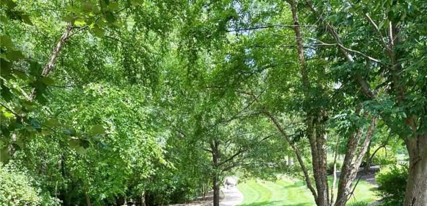 8430 N Donnelly Court, Kansas City, MO 64157