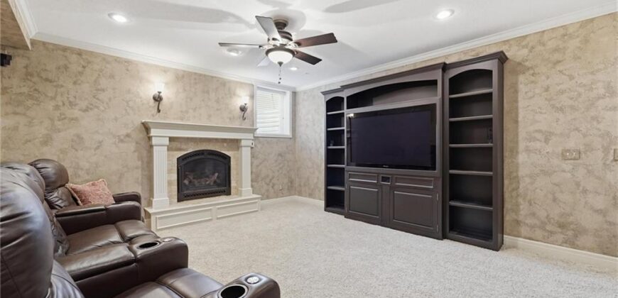 10816 N Mattox Court, Kansas City, MO 64154