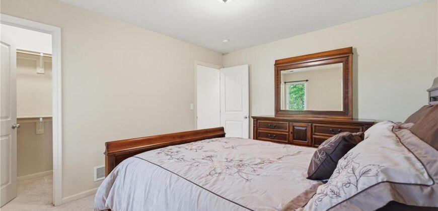 10816 N Mattox Court, Kansas City, MO 64154